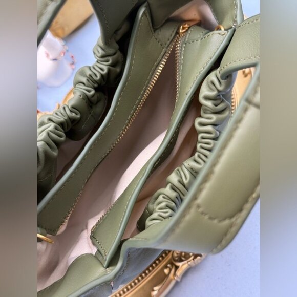 🆕 OROTON 🧿 NWOT Emilia Soft Mini Tote with Crossbody Strap, Khaki Green - Picture 16 of 16